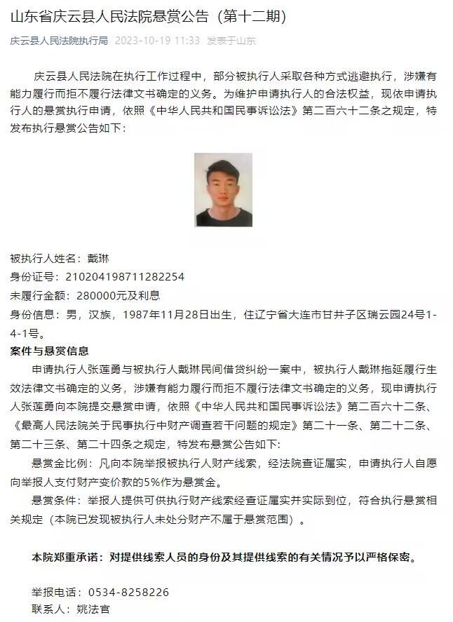 正如《速度与激情8》中著名的;越狱对决片段，二人拳拳相向、大打出手，再加上激昂澎湃的背景音乐，一场双雄争霸的桥段瞬间引爆荷尔蒙，这个令人心血翻涌的场面也获众多影迷好评